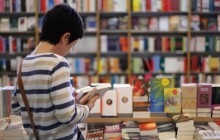 چرا کتاب فروشی‌ها تبدیل به کباب‌فروشی می‌شوند؟!